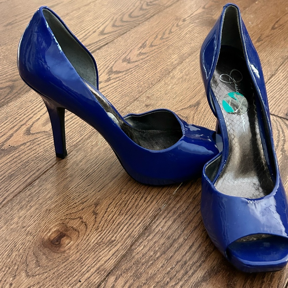 Royal blue Jessica Simpson shoe